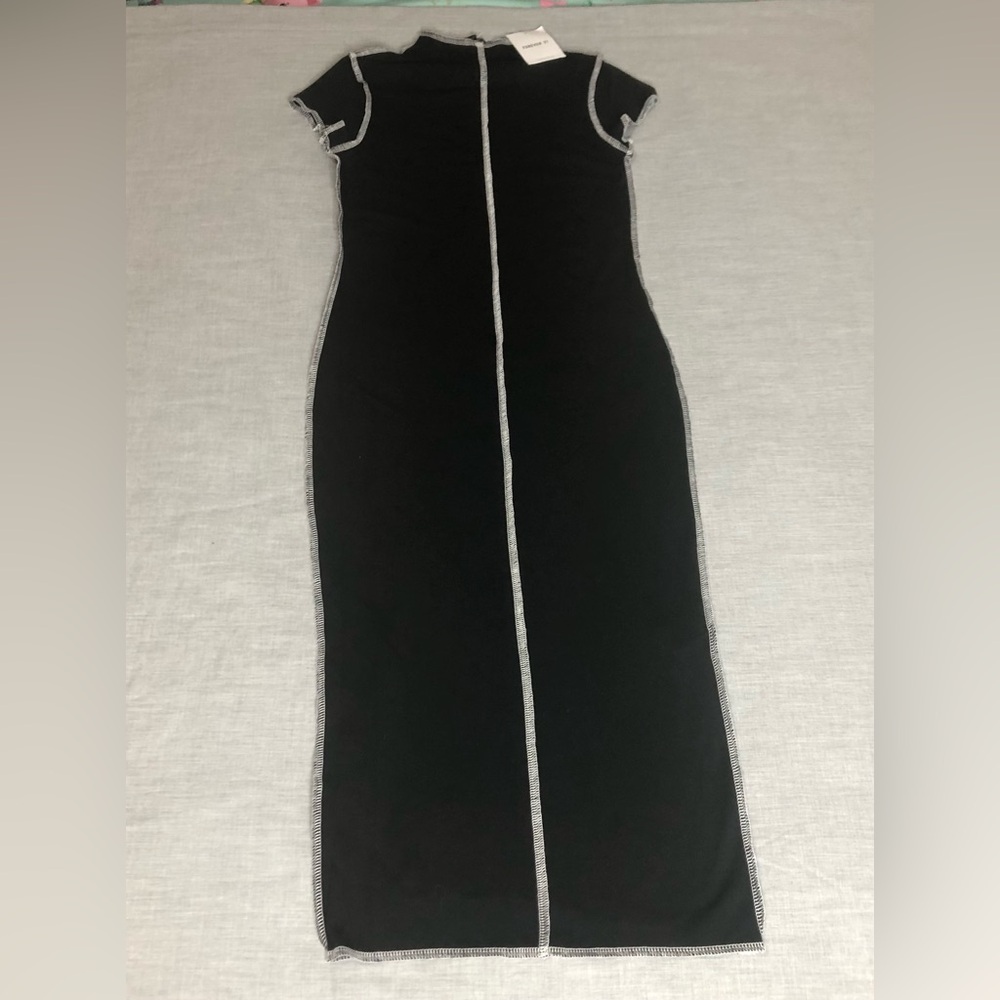 Forever 21 Black Knit Short Sleeve Maxi Dress with Mock Neck Collar Size Small
